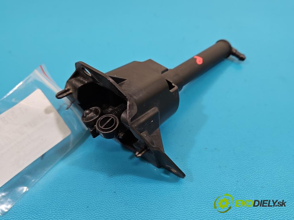 Jaguar F-Pace 16- 2.0d 241KM automatic 177 kW 1999 cm3 5- ostřikovač reflektor: pravý GX63-13K130-AC