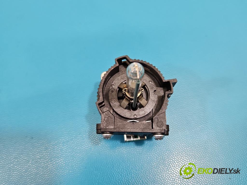 Jaguar F-Pace 16- 2.0d 241KM automatic 177 kW 1999 cm3 5- Vlákno: 66340HBI