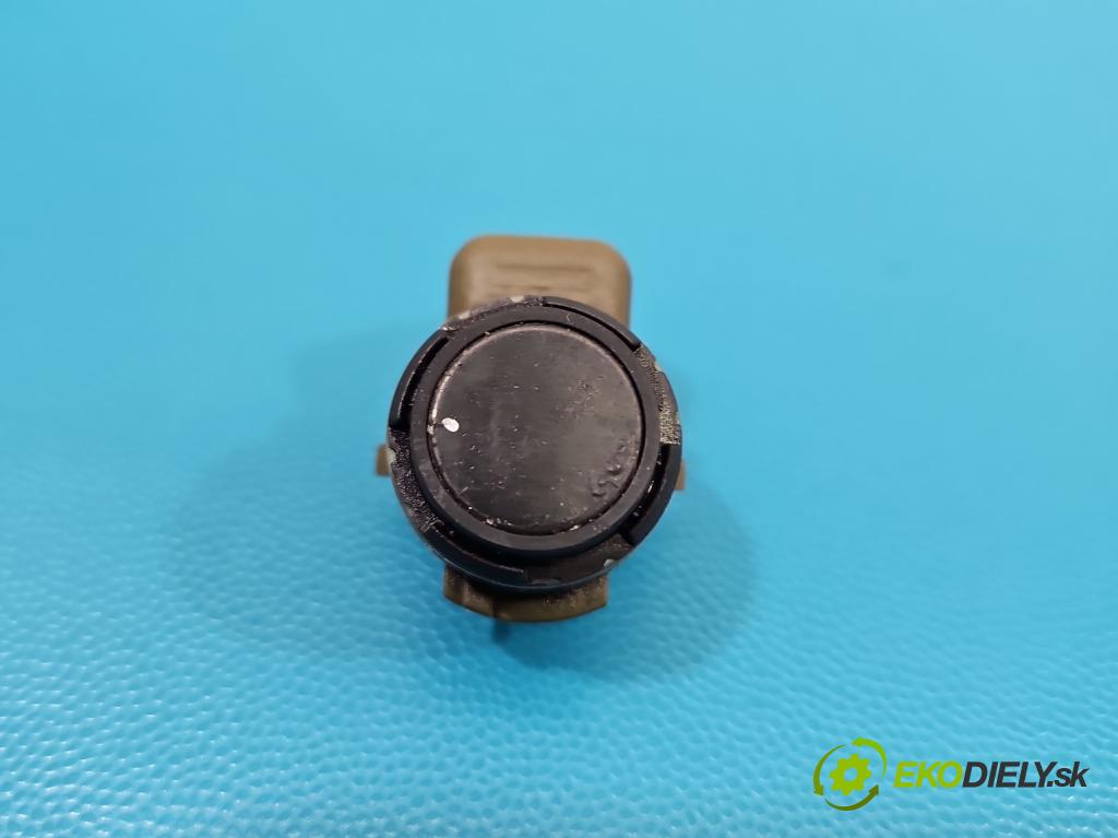 Jaguar F-Pace 16- 2.0d 241KM automatic 177 kW 1999 cm3 5- snímač parkování JK83-15K859-CC