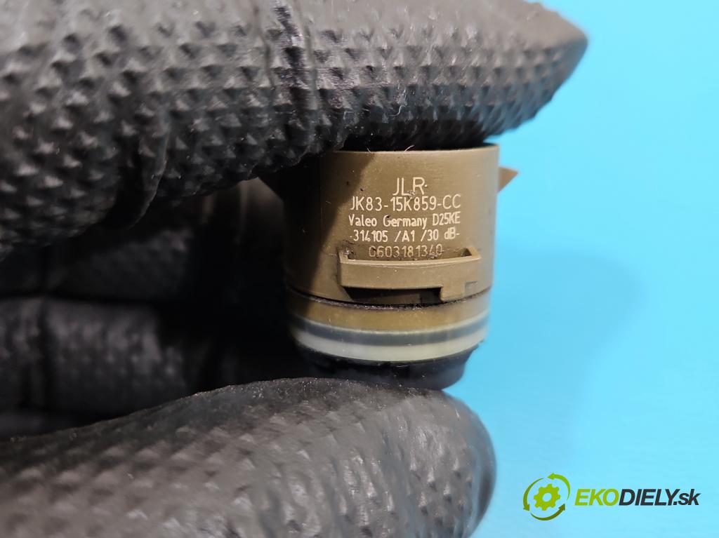 Jaguar F-Pace 16- 2.0d 241KM automatic 177 kW 1999 cm3 5- snímač parkování JK83-15K859-CC