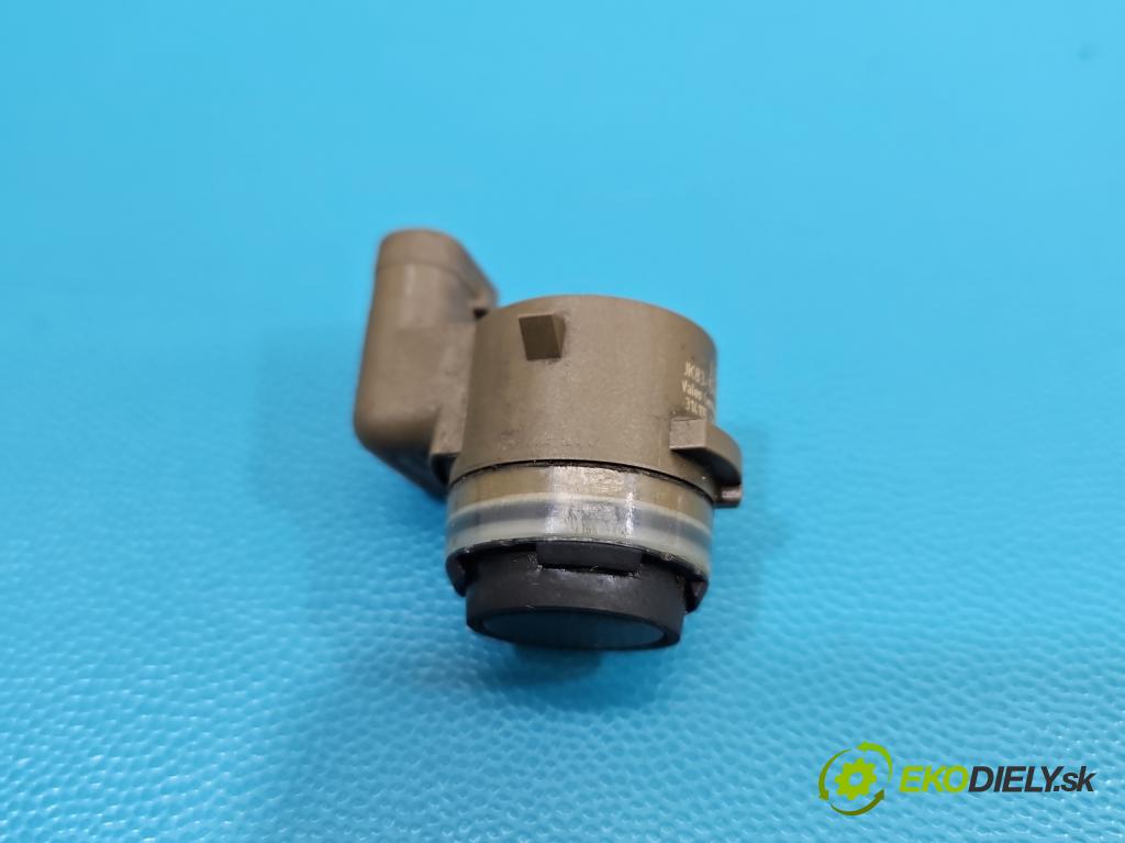 Jaguar F-Pace 16- 2.0d 241KM automatic 177 kW 1999 cm3 5- snímač parkování JK83-15K859-CC