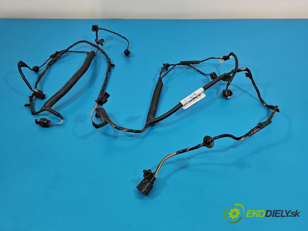 Jaguar F-Pace 16- 2.0d 241KM automatic 177 kW 1999 cm3 5- Balíček: nárazníku přední JK83-14369-FB