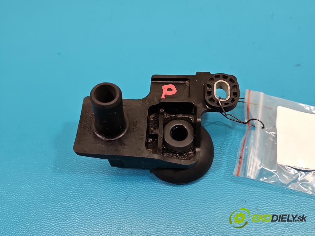 Jaguar F-Pace 16- 2.0d 241KM automatic 177 kW 1999 cm3 5- Upevnění: GX73-8B359-CE