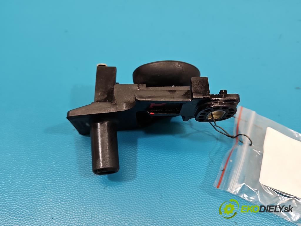 Jaguar F-Pace 16- 2.0d 241KM automatic 177 kW 1999 cm3 5- Upevnění: GX73-8B359-CE