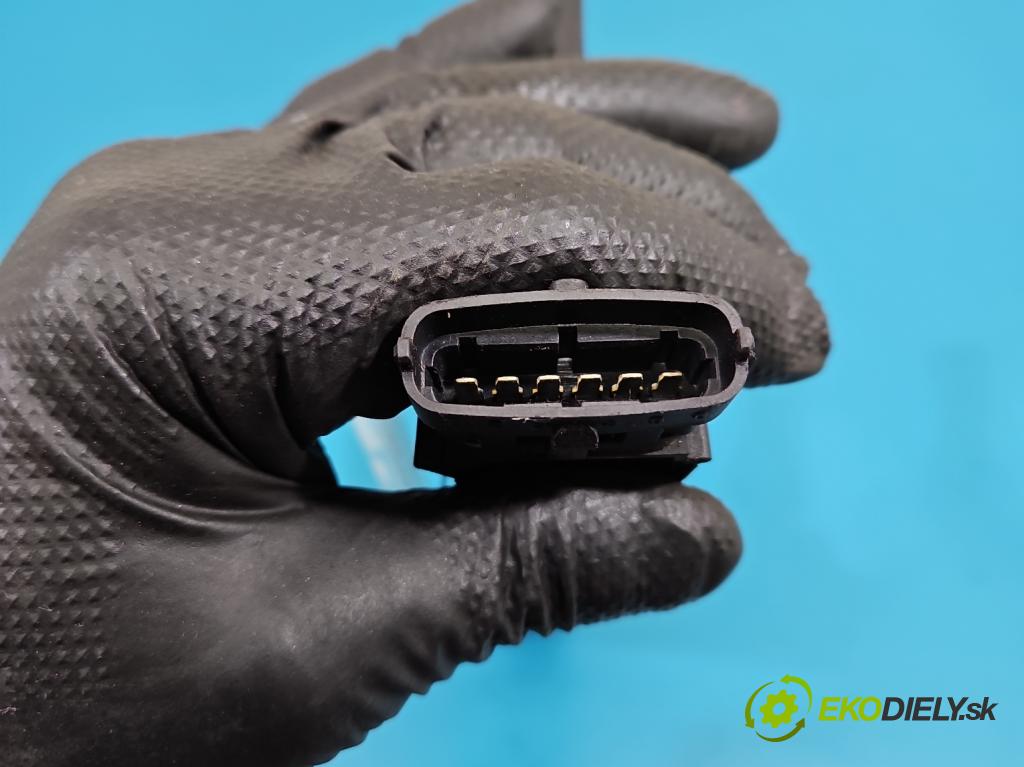 Opel Corsa C 2000-2006 1.2 16V 75 HP manual 55 kW 1199 cm3 3- cievka zapaľovacia 0221503472 (Zapaľovacia cievka)