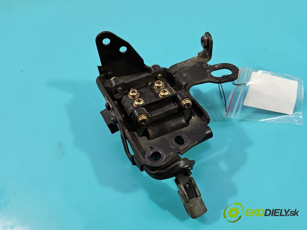 Hyundai Tucson I 2004-2009 2.0 16V XD20: 141 hp  104 kW 1975 cm3 5- cívka zapalovací 880319 (Zážehová cívka)