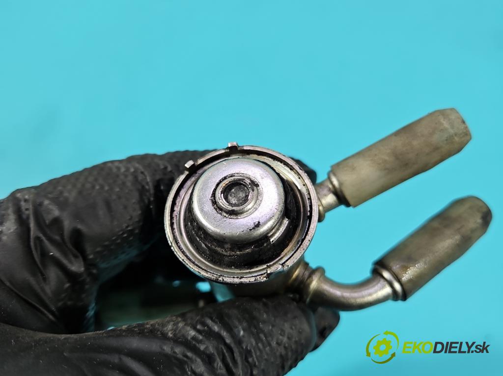 Dacia Dokker 2012- 1.5 dci 95 HP manual 70 kW 1461 cm3 5- vstrek 208995377R (Vstrekovač paliva)