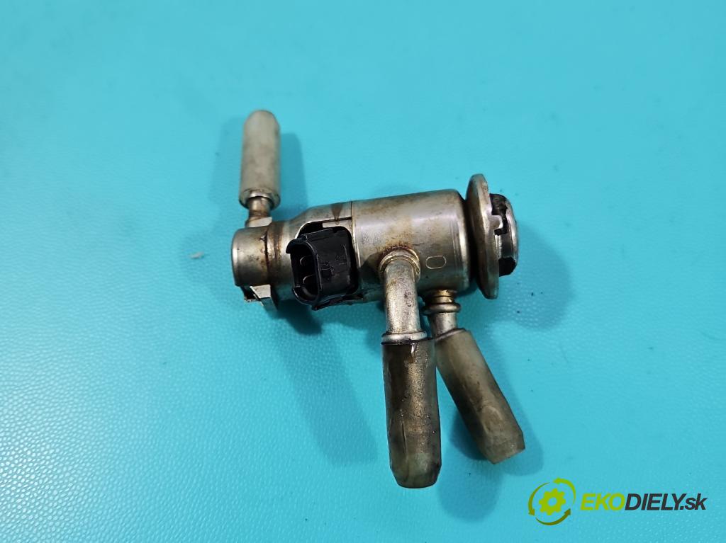 Dacia Dokker 2012- 1.5 dci 95 HP manual 70 kW 1461 cm3 5- vstrek 208995377R (Vstrekovač paliva)