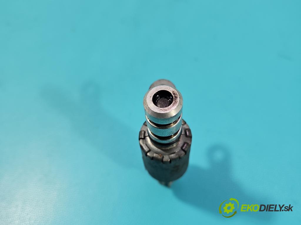 Dacia Dokker 2012- 1.5 dci 95 HP manual 70 kW 1461 cm3 5- snímač časovanie načasovanie 152417113R