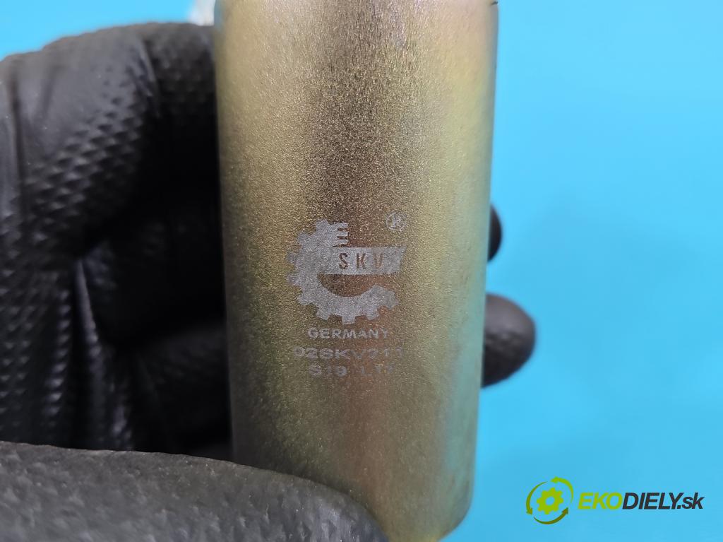 Mercedes C W203 2000-2007 2.0 kompressor 163 HP manual 120 kW 1998 cm3 4- čerpadlo palivo