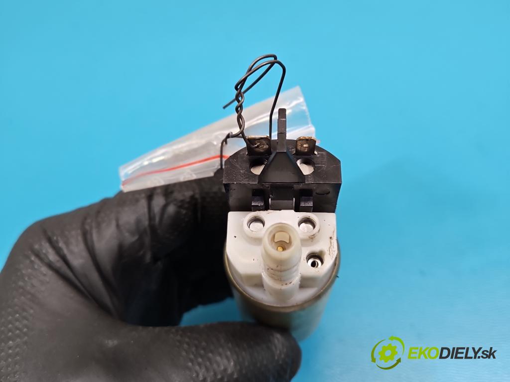 Mercedes C W203 2000-2007 2.0 kompressor 163 HP manual 120 kW 1998 cm3 4- čerpadlo palivo