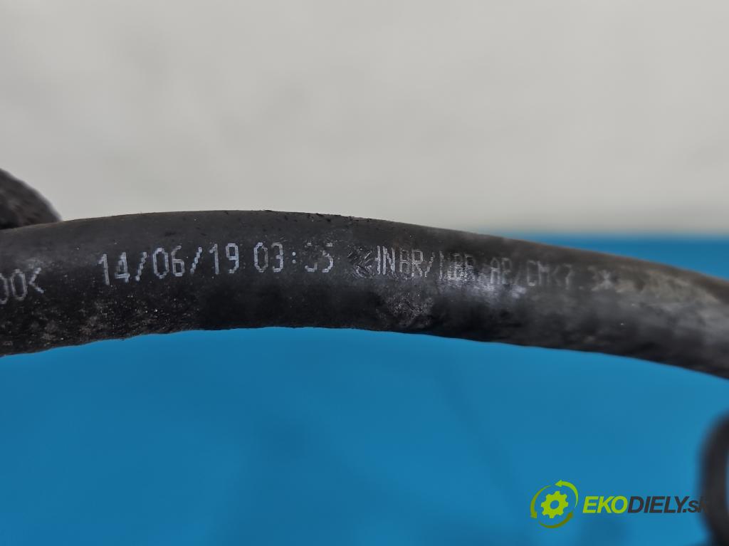 Dacia Dokker 2012- 1.5 dci 95 HP manual 70 kW 1461 cm3 5- rúrka palivovy