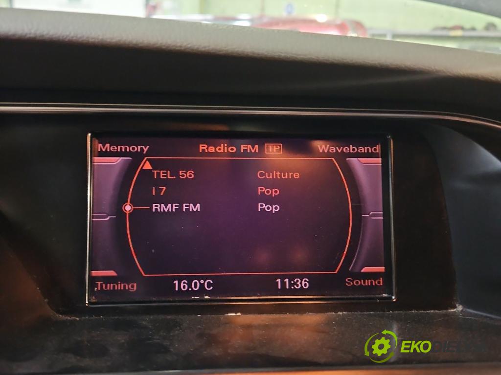 Audi A5 8T 2007-2016 1.8 TFSI 170 HP manual 125 kW 1798 cm3 2- Zobrazit: 8T0919603A (Prístrojová doska)