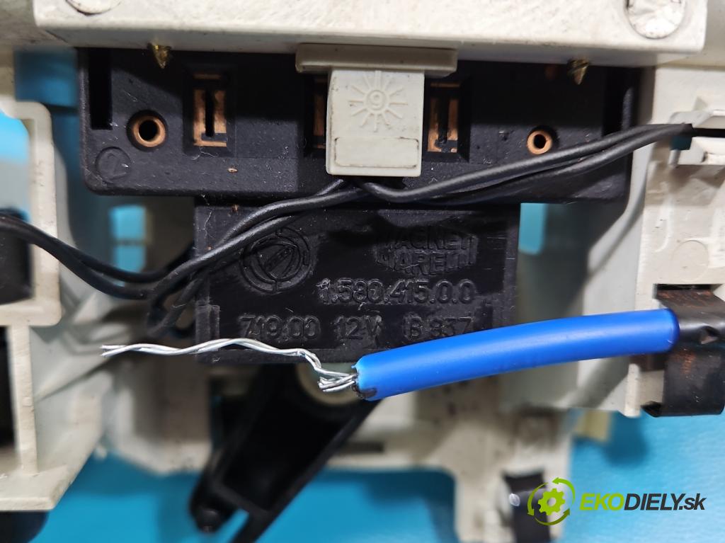 Fiat Siena 1.2 8V 73 HP manual 54 kW 1242 cm3 4- panel kúrenia