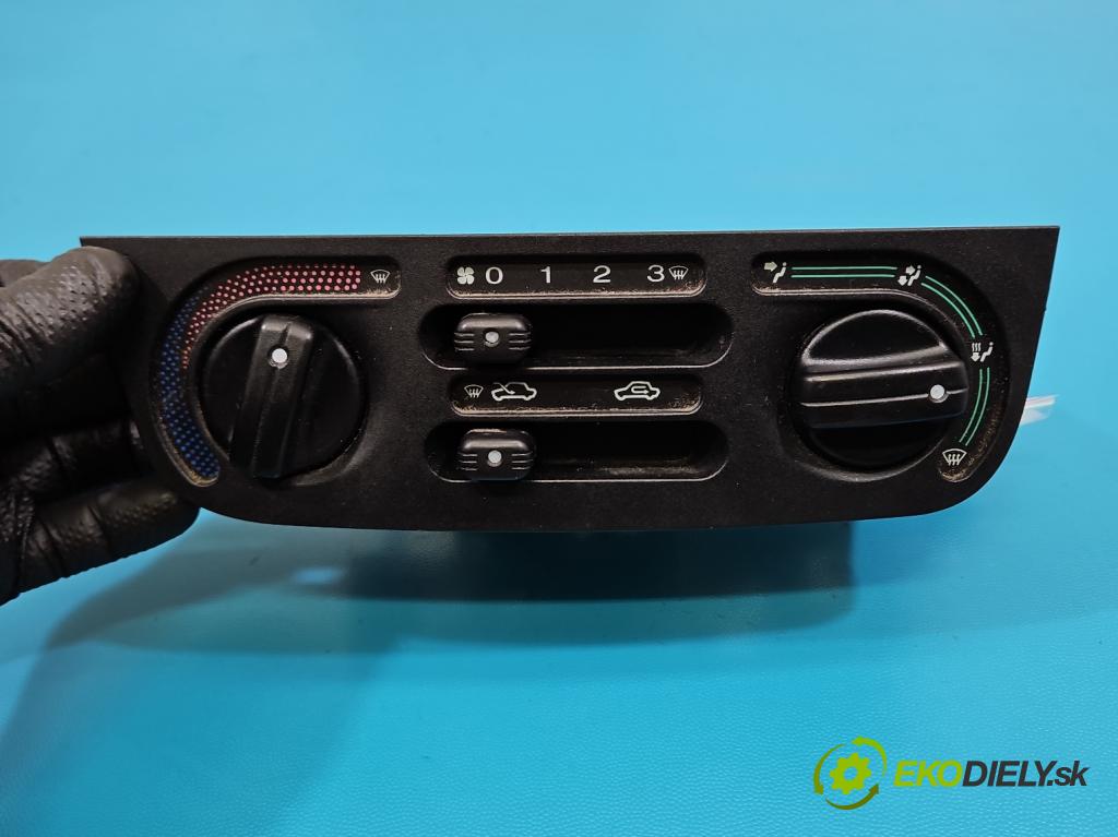 Fiat Siena 1.2 8V 73 hp manual 54 kW 1242 cm3 4- palubní deska panel topení 