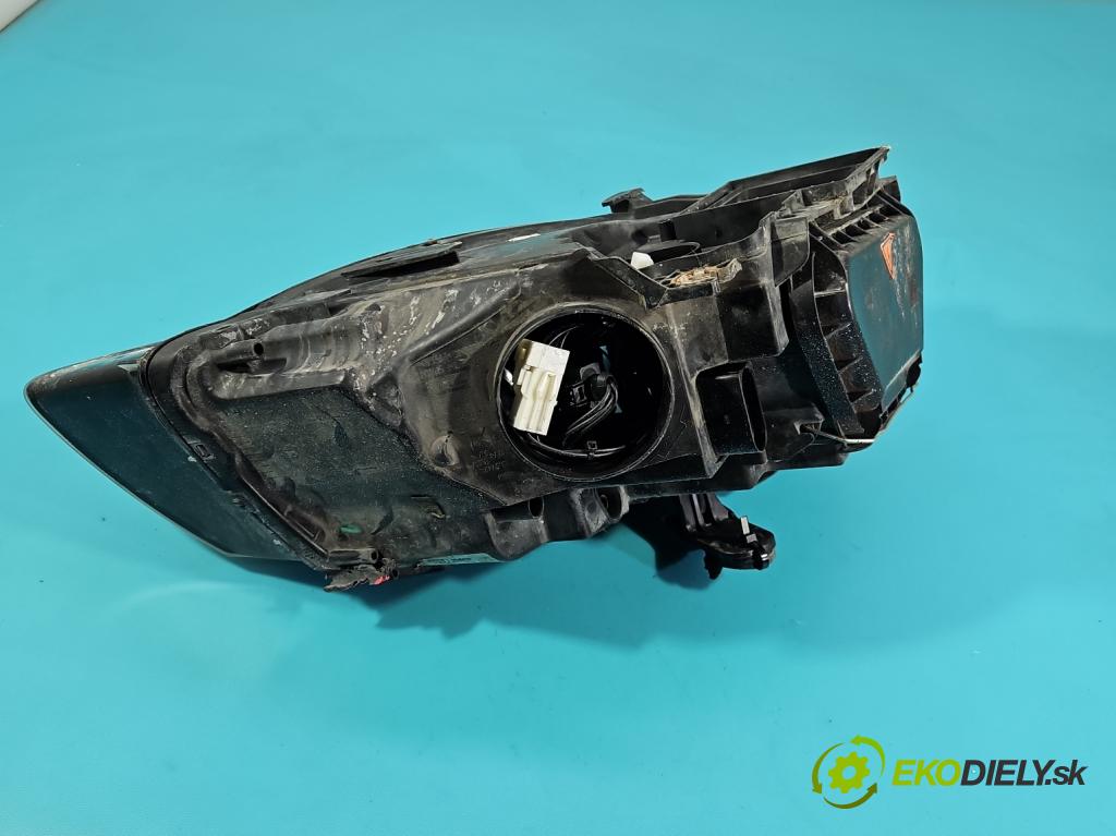 Audi A5 8T 2007-2016 1.8 TFSI 170 HP manual 125 kW 1798 cm3 2- Reflektor: ľavý 8T0941003AD (Kľučka dverí ostatné)