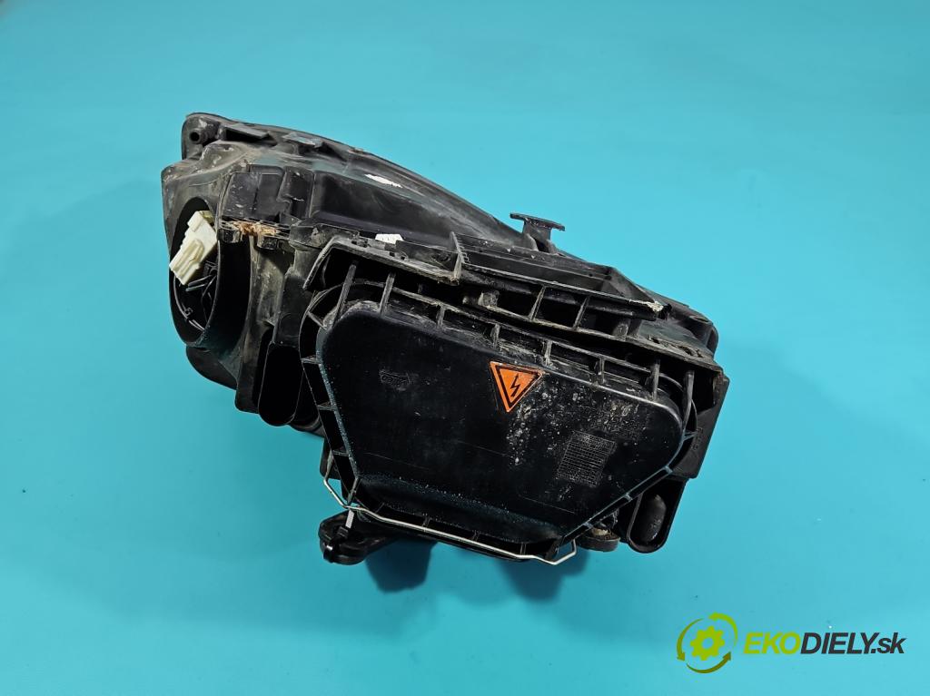 Audi A5 8T 2007-2016 1.8 TFSI 170 HP manual 125 kW 1798 cm3 2- Reflektor: ľavý 8T0941003AD (Kľučka dverí ostatné)
