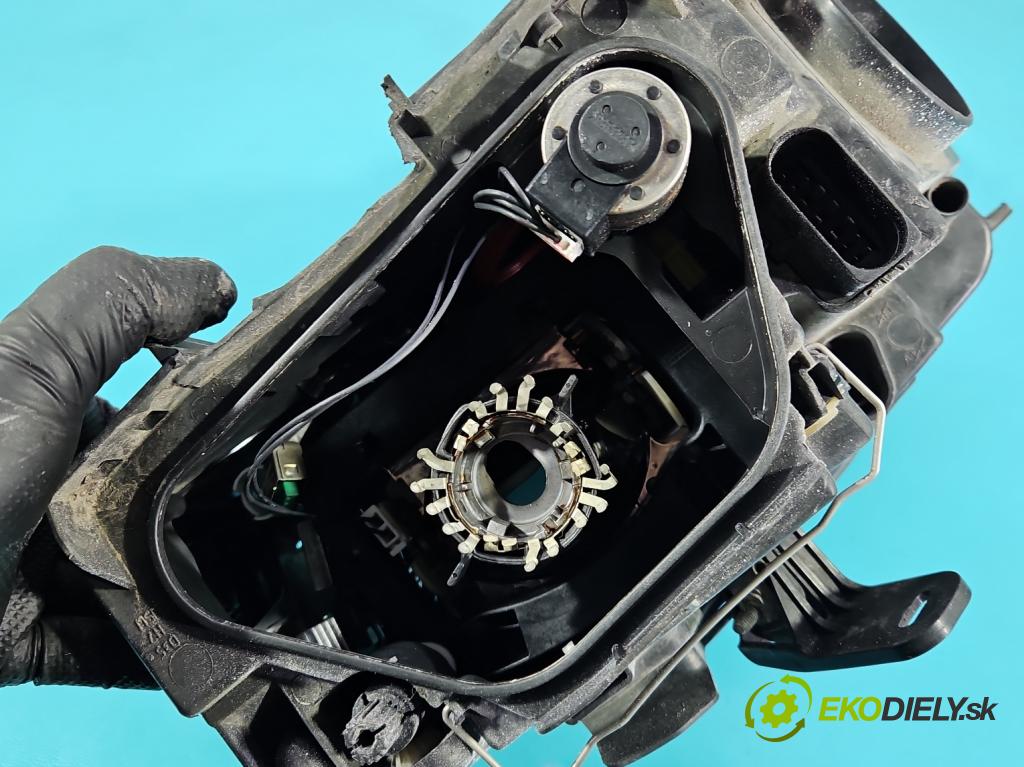 Audi A5 8T 2007-2016 1.8 TFSI 170 HP manual 125 kW 1798 cm3 2- Reflektor: pravý 8T0941004AD (Svetlo predné pravé)