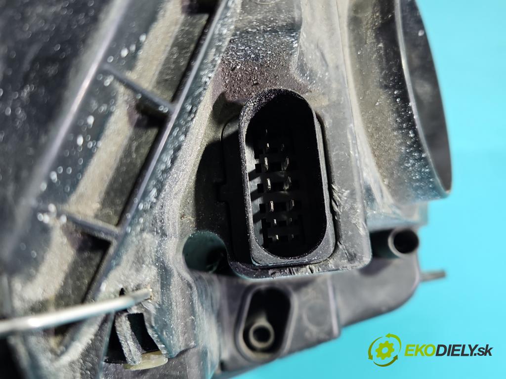 Audi A5 8T 2007-2016 1.8 TFSI 170 HP manual 125 kW 1798 cm3 2- Reflektor: pravý 8T0941004AD (Svetlo predné pravé)