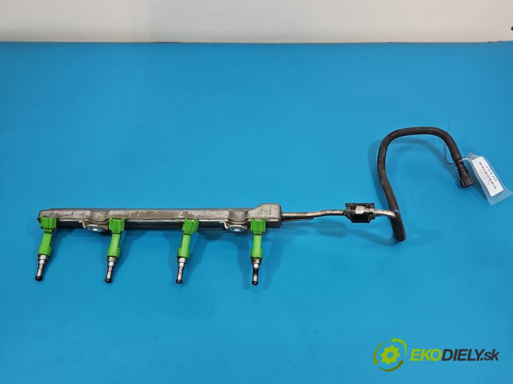 Lexus NX I 2014-2021 2.5 16V 155 HP automatic 114 kW 2494 cm3 5- vstrek 23250-36010 (Vstrekovač paliva)