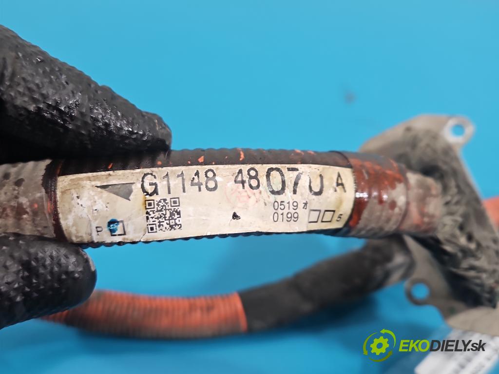 Lexus NX I 2014-2021 2.5 16V 155 HP automatic 114 kW 2494 cm3 5- Zväzok: ostatné G1148-48070A