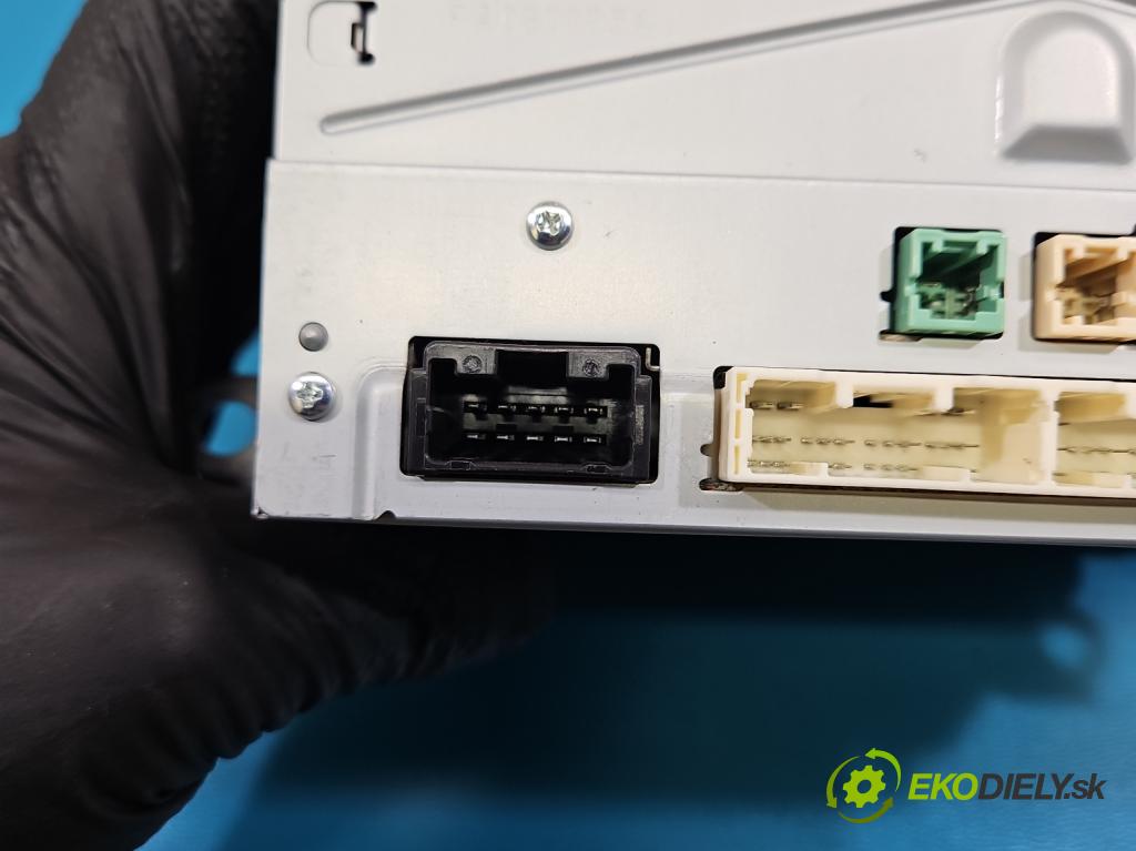 Toyota Corolla E21 2019- 1.8 16V 98 HP automatic 72 kW 1798 cm3 4- Radio originál 86140-02820