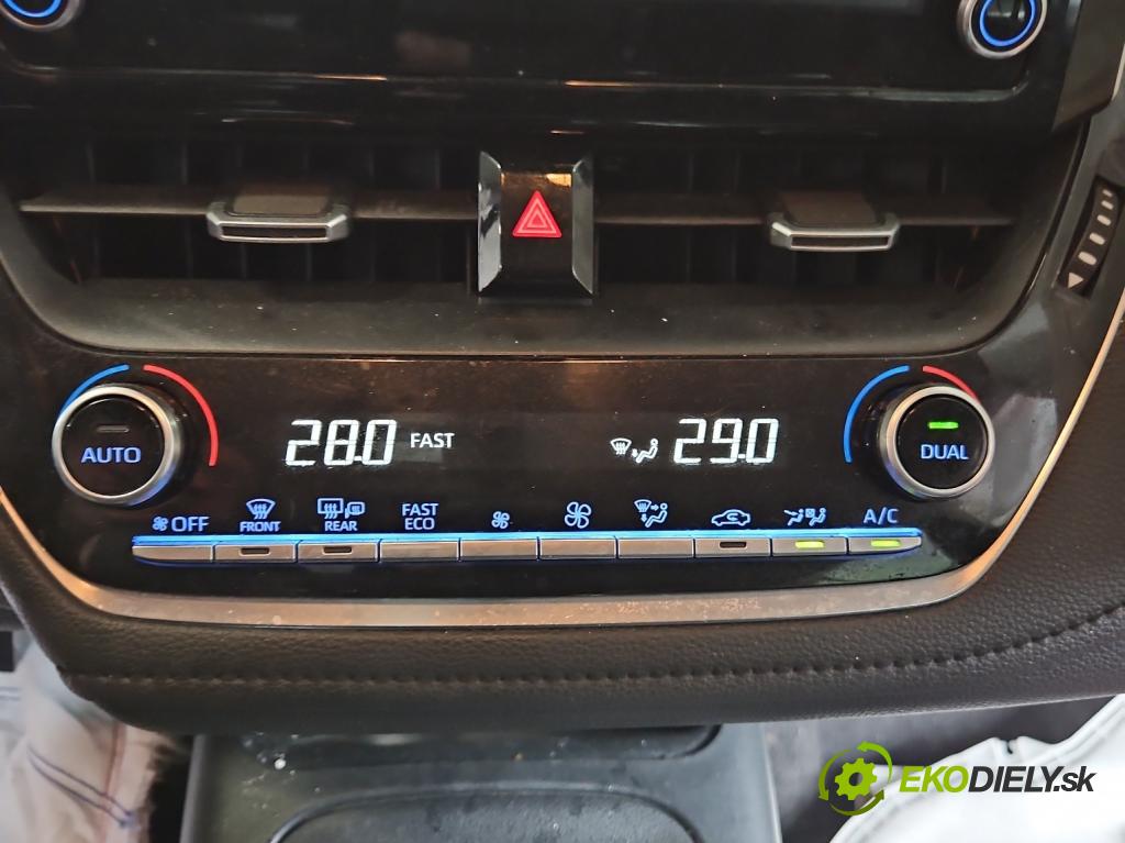 Toyota Corolla E21 2019- 1.8 16V 98 hp automatic 72 kW 1798 cm3 4- palubní deska panel topení 55900-02F30