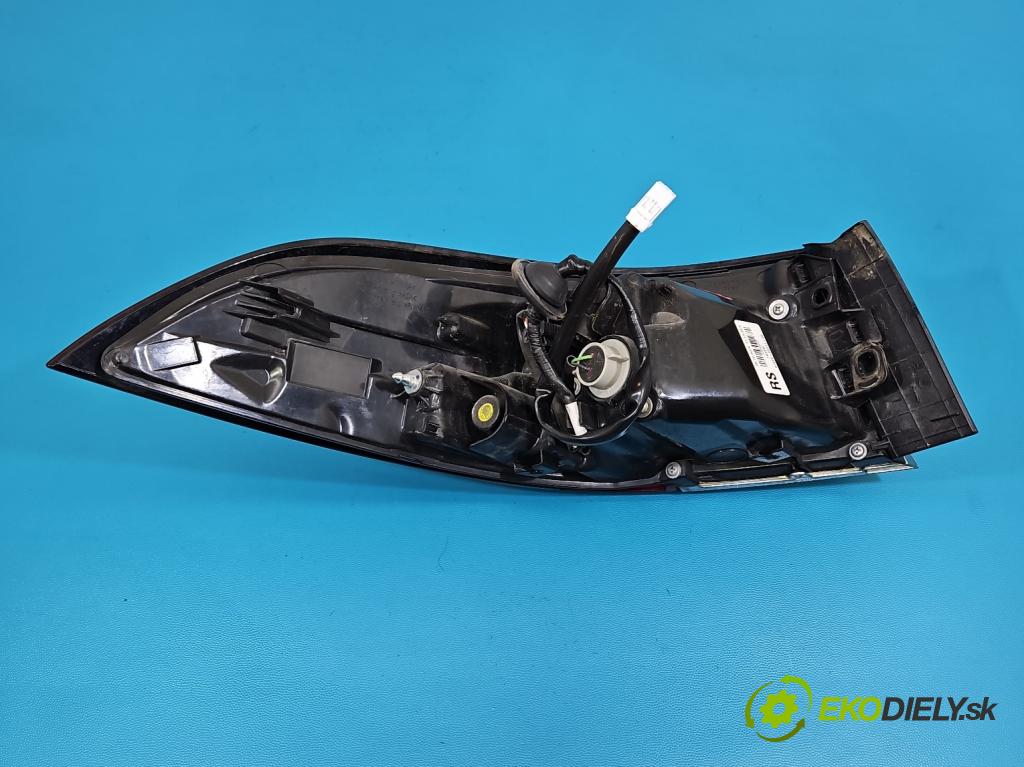 Toyota Corolla E21 2019- 1.8 16V 98 hp automatic 72 kW 1798 cm3 4- světlo zadní pravé 81550-02D11-00 (Klika dveří ostatní)