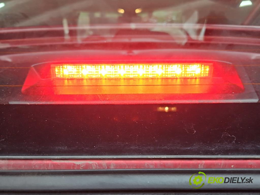 Toyota Corolla E21 2019- 1.8 16V 98 HP automatic 72 kW 1798 cm3 4- světlo: stop: 81977-12220