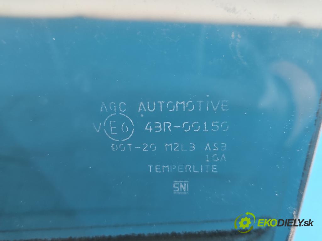 Mitsubishi Eclipse Cross  1.5 T 163 hp manual 120 kW 1499 cm3 5- sklo dveře zadní pravé