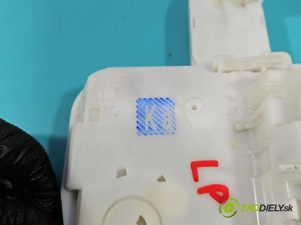 Mitsubishi Eclipse Cross  1.5 T 163 HP manual 120 kW 1499 cm3 5- zámok predné ľavý