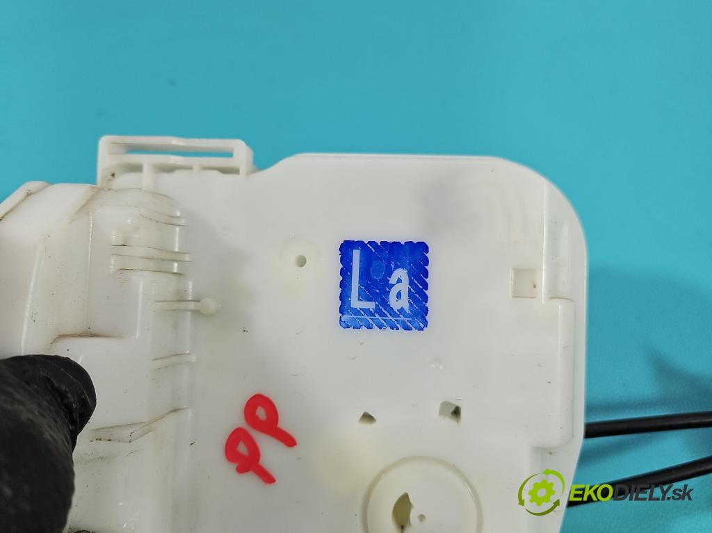 Mitsubishi Eclipse Cross  1.5 T 163 HP manual 120 kW 1499 cm3 5- zámok predné pravý