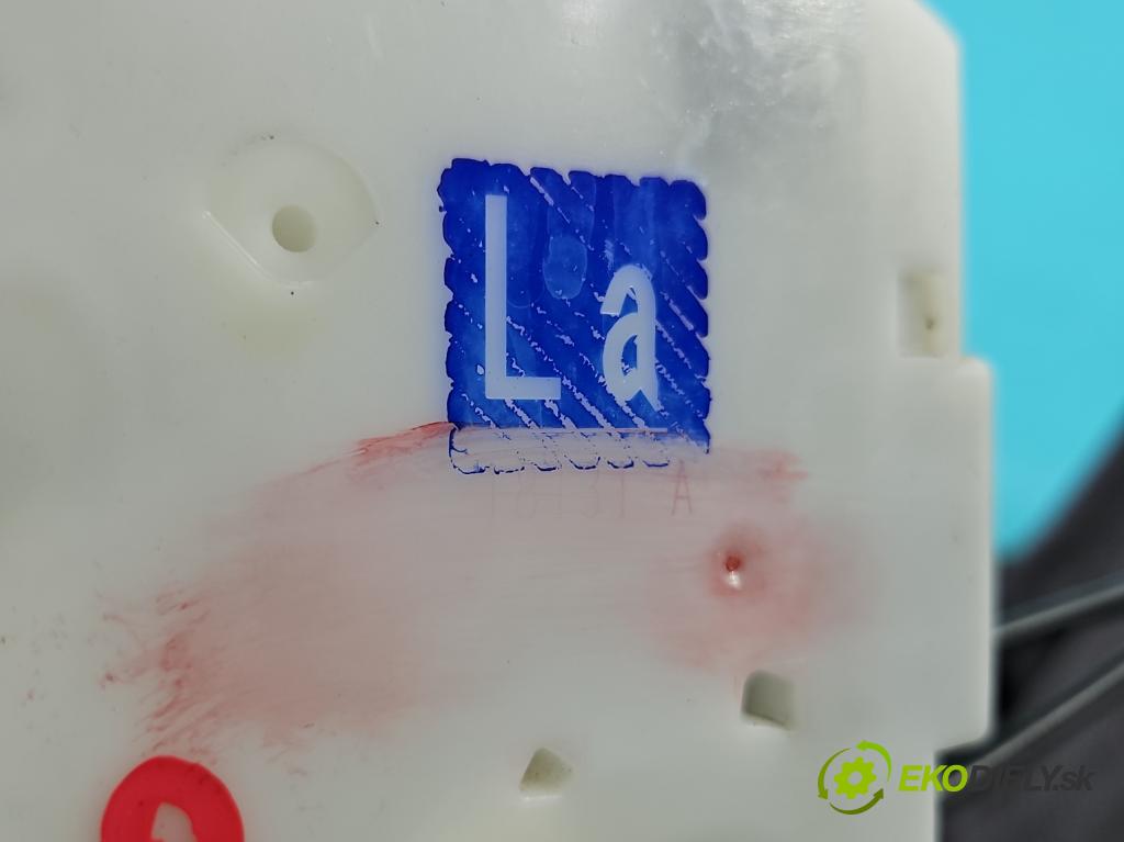 Mitsubishi Eclipse Cross  1.5 T 163 HP manual 120 kW 1499 cm3 5- zámok predné pravý