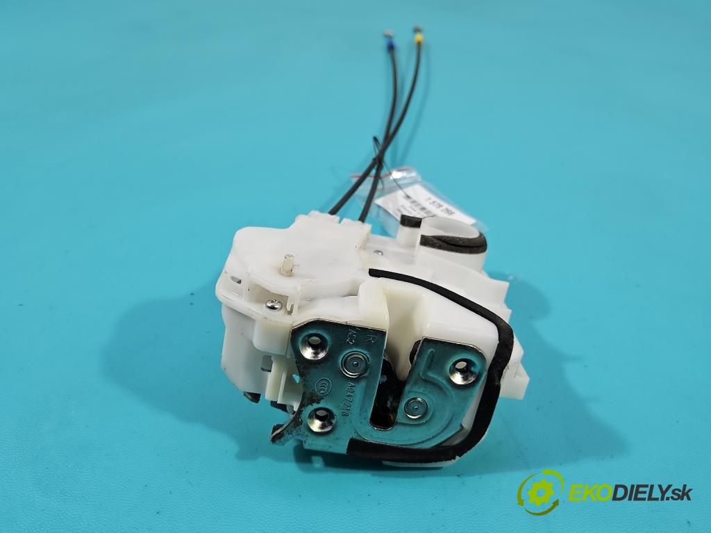 Mitsubishi Eclipse Cross  1.5 T 163 hp manual 120 kW 1499 cm3 5- zámek zadní pravý 