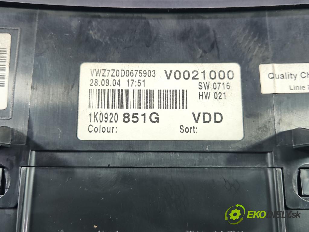 Vw Golf V 2003-2009 1.6 FSI 116 HP manual 85 kW 1598 cm3 5- prístrojovka/ budíky 1K0920851G (Prístrojová doska)