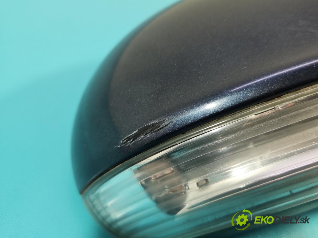 Vw Golf V 2003-2009 1.6 FSI 116 HP manual 85 kW 1598 cm3 5- zrkadlo pravé  (Kľučka dverí ostatné)