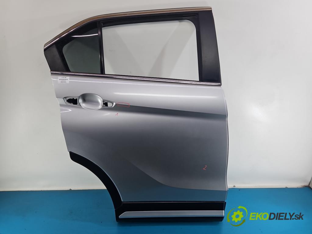 Mitsubishi Eclipse Cross  1.5 T 163 hp manual 120 kW 1499 cm3 5- dveře zadní pravé  (Klika dveří ostatní)
