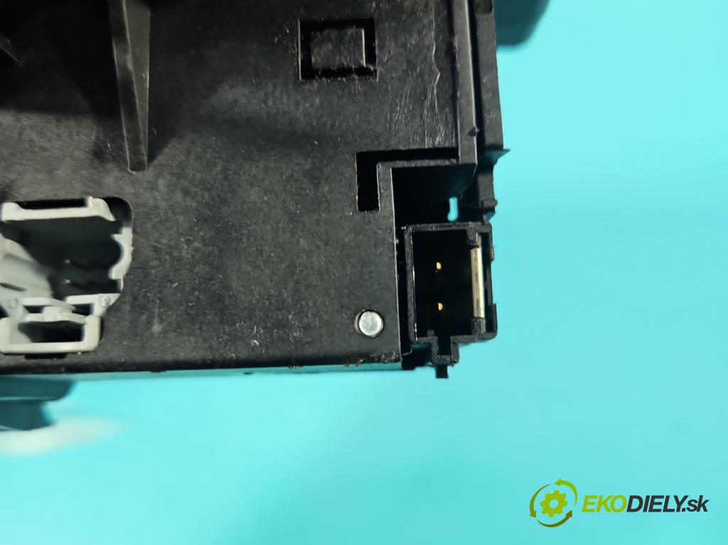 Citroen C3 I 2002-2009 1.4 hdi 68 hp manual 50 kW 1398 cm3 5- Přepínač sdružený 96474013XT (Páčky pod volantem)