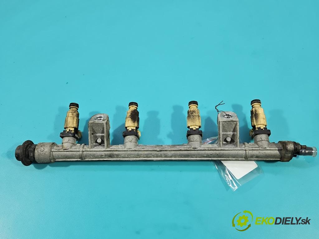 Hyundai Tucson I 2004-2009 2.0 16V XD20: 141 HP  104 kW 1975 cm3 5- vstrek 35310-23600 (Vstrekovač paliva)