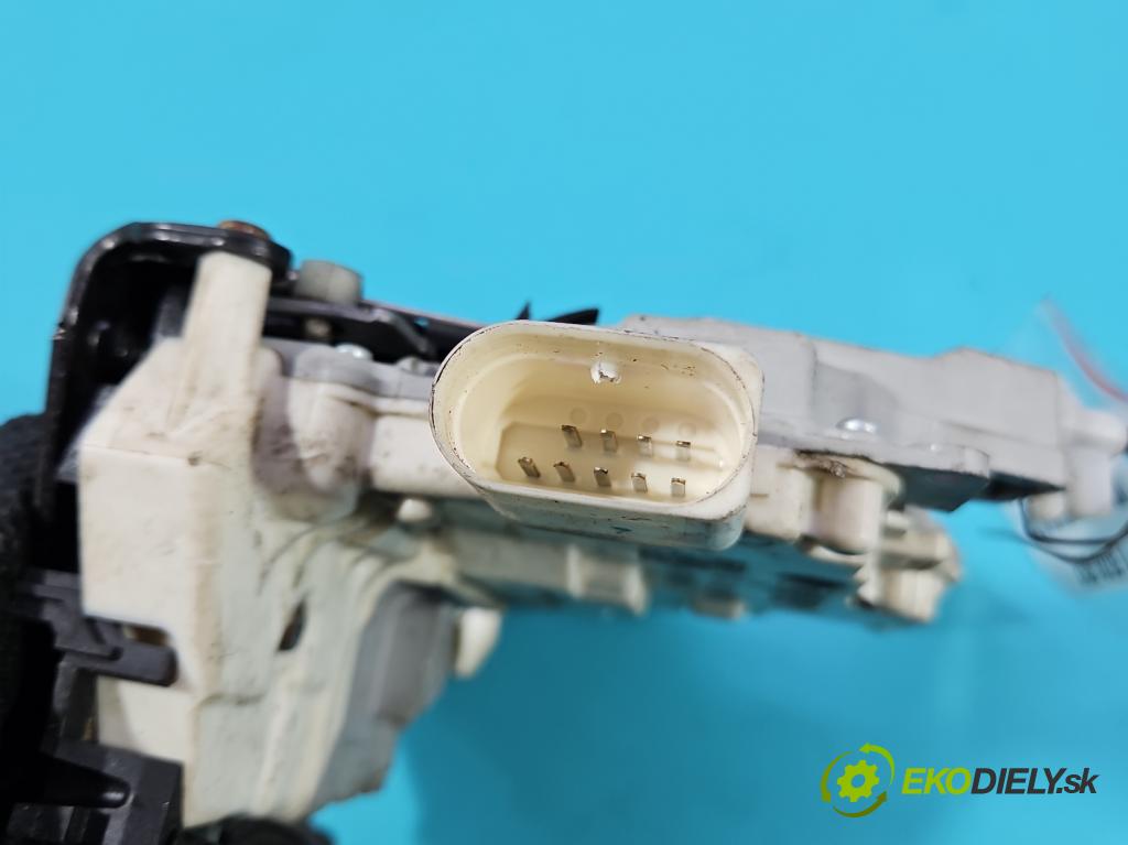 Audi A5 8T 2007-2016 1.8 TFSI 170 HP manual 125 kW 1798 cm3 2- zámok predné ľavý 8J1837015A