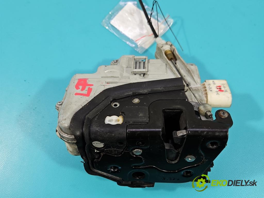 Audi A5 8T 2007-2016 1.8 TFSI 170 HP manual 125 kW 1798 cm3 2- zámok predné ľavý 8J1837015A