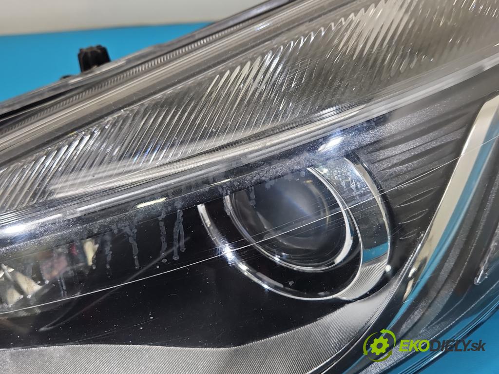 Opel Astra IV 2009-2015 1.4 T 140 HP manual 103 kW 1364 cm3 5- Reflektor: ľavý 13253650 (Kľučka dverí ostatné)