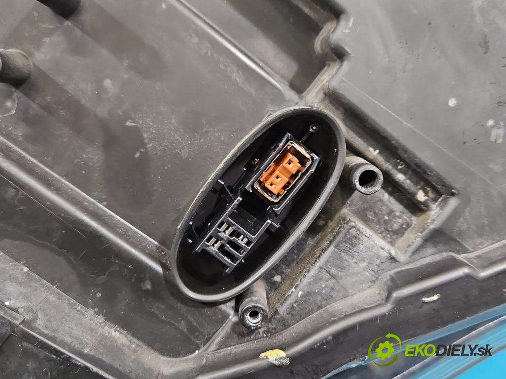 Opel Astra IV 2009-2015 1.4 T 140 HP manual 103 kW 1364 cm3 5- Reflektor: ľavý 13253650 (Kľučka dverí ostatné)