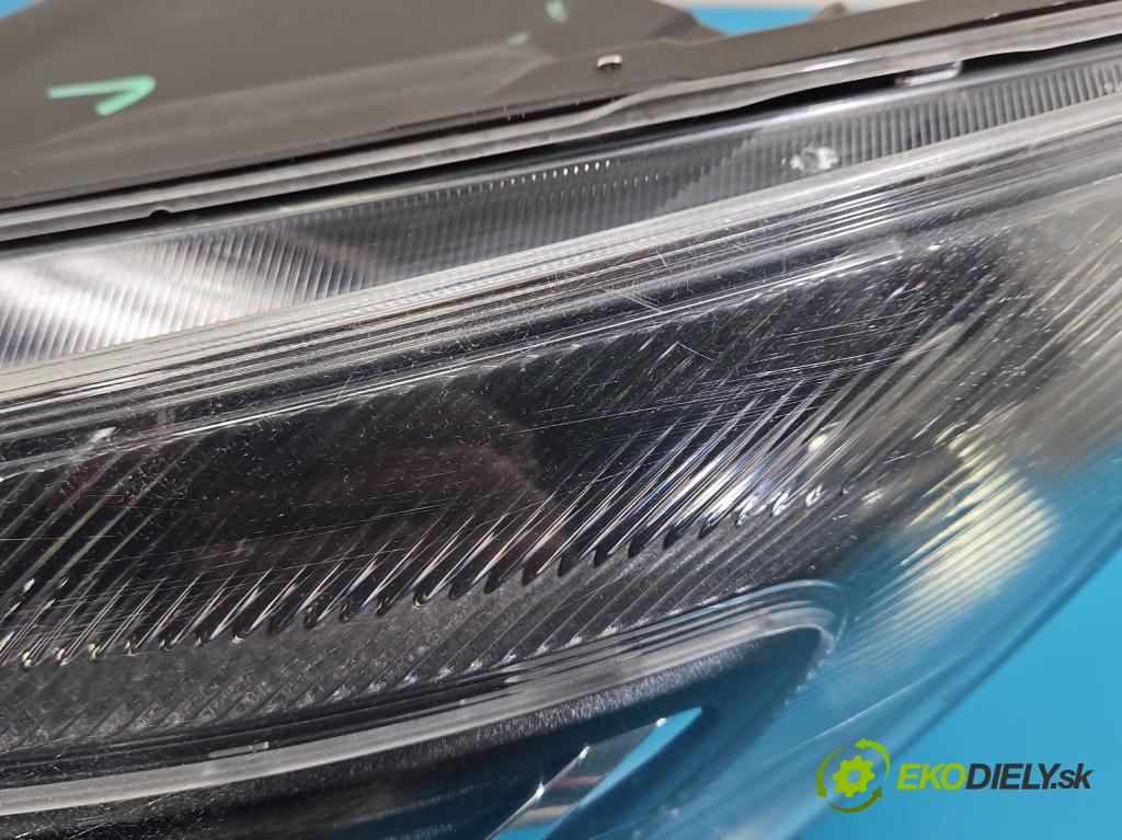 Opel Astra IV 2009-2015 1.4 T 140 HP manual 103 kW 1364 cm3 5- Reflektor: ľavý 13253650 (Kľučka dverí ostatné)