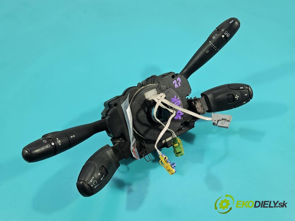 Citroen Xsara Picasso 2.0 hdi 110 HP manual 81 kW 1997 cm3 5- prepínač komplex: 96574674XT (Prepínacie páčky pod volantom)