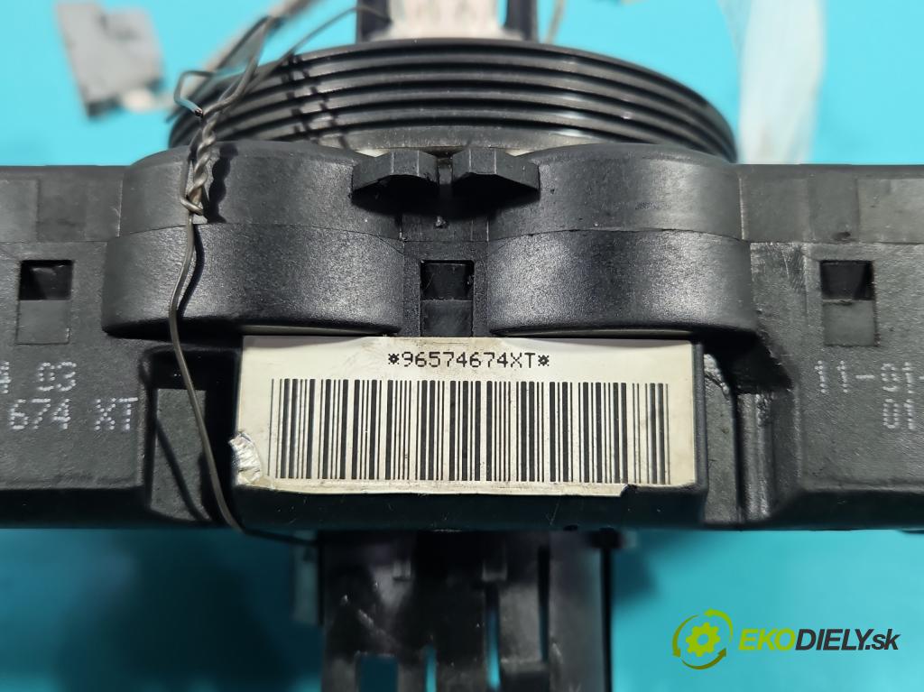 Citroen Xsara Picasso 2.0 hdi 110 HP manual 81 kW 1997 cm3 5- prepínač komplex: 96574674XT (Prepínacie páčky pod volantom)