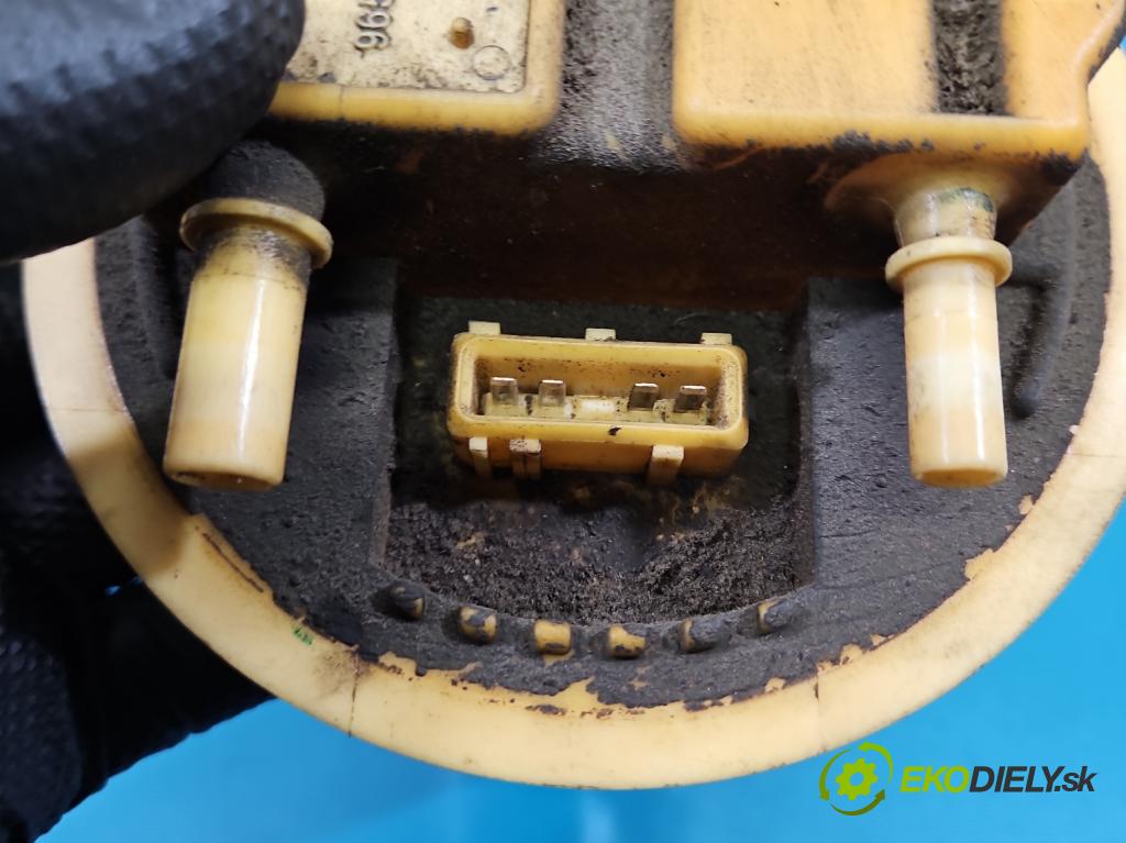 Citroen Xsara Picasso 2.0 hdi 110 HP manual 81 kW 1997 cm3 5- čerpadlo palivo 9658348080