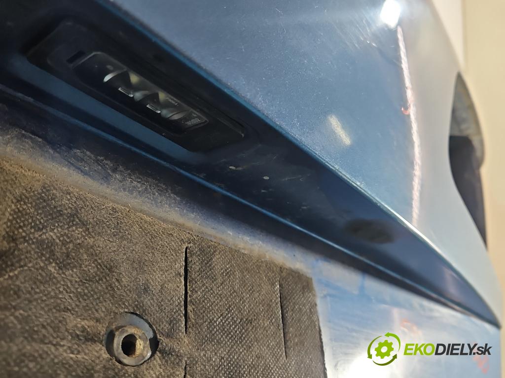 Vw Touran I 2003-2015 2.0 tdi 140 HP manual 103 kW 1968 cm3 5- zadna kufor  (Kapota zadná (kufor))