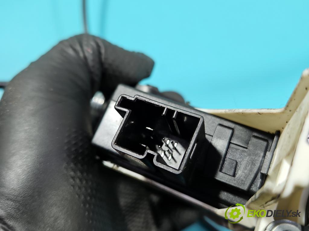 Audi A5 8T 2007-2016 1.8 TFSI 170 hp manual 125 kW 1798 cm3 2- mechanismus stahování přední levý