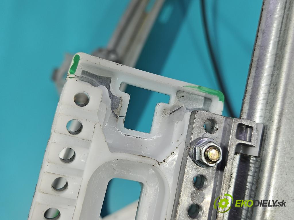 Audi A5 8T 2007-2016 1.8 TFSI 170 hp manual 125 kW 1798 cm3 2- mechanismus stahování přední levý